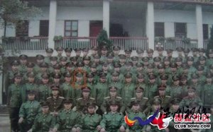 有網友爆料犀利哥曾是參加過“98抗洪”的老兵