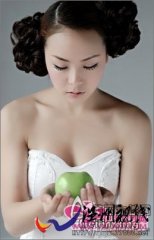 簡簡單單四個妙招讓胸部