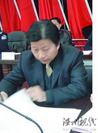 湖北石首事件被免官員疑違規(guī)復出