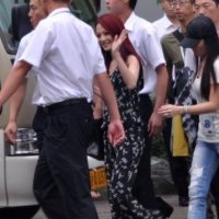 張韶涵來到世博園美國館拍攝代言的食品廣告