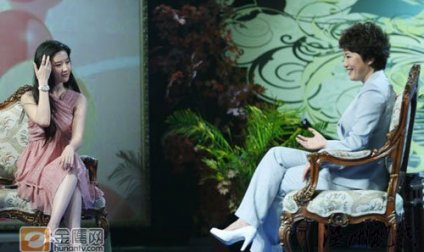 劉亦菲坦承有喜歡的人 紅臉微笑拒透男方信息