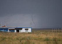 青海湖龍吸水奇觀 龍吸