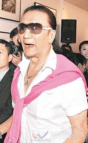 &ldquo;好兒媳&rdquo;狂數(shù)謝霆鋒罪狀 謝賢無(wú)奈錯(cuò)看兒子