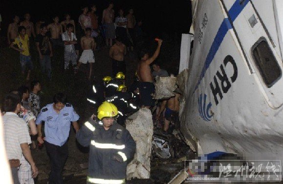 溫州動(dòng)車追尾事故現(xiàn)場(chǎng)