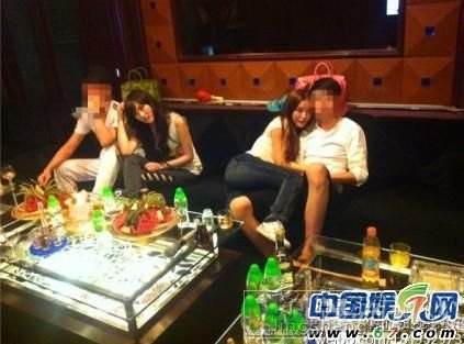 2323134_500x500_0.jpg 楊棋涵被爆同李美熙逛鴨店