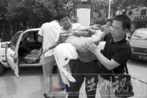 江蘇“清網(wǎng)”行動(dòng)掀追逃風(fēng)暴 追捕在逃的各類犯罪嫌