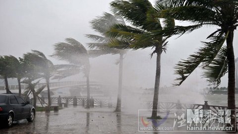 &ldquo;納沙&rdquo;逼近海南 中小學(xué)停課航班取消