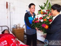 山東煙臺(tái)最美女孩刁娜 路遇傷者車流中勇救傷者被撞