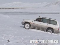 青海雪災嚴重 6個牧委會因積雪道路全部封死