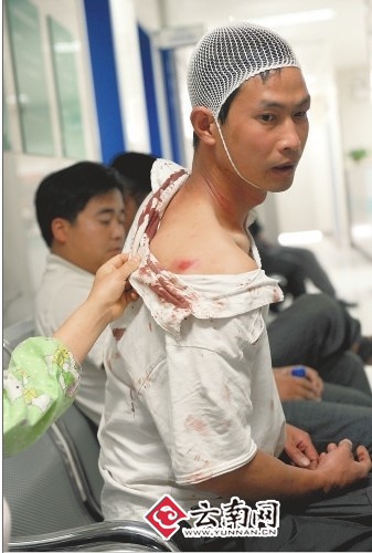 昆明小販城管起沖突