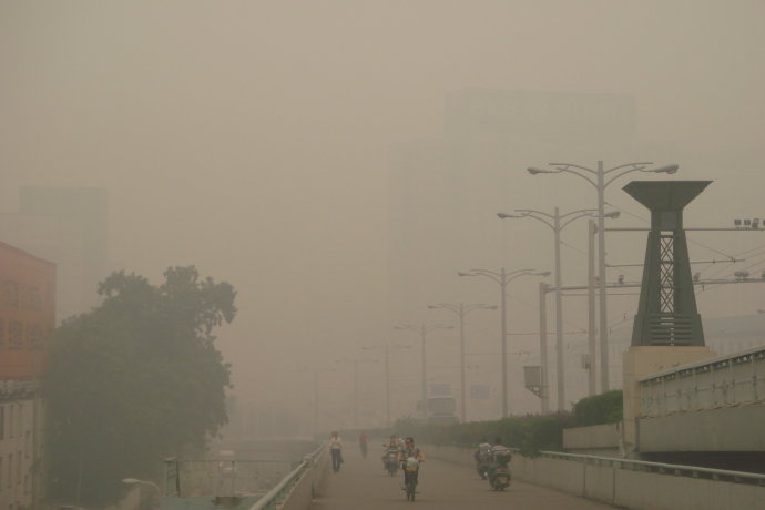 武漢大霧