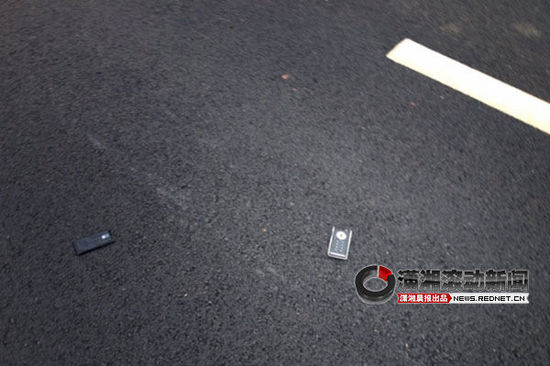 母親送女高考遇車禍