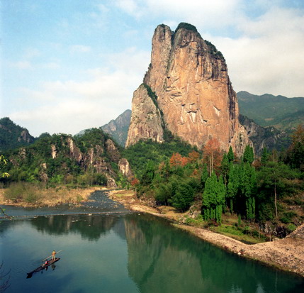 楠溪江石桅巖