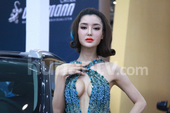 李穎芝長沙車展