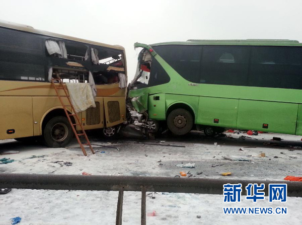 常德常張高速車禍現(xiàn)場