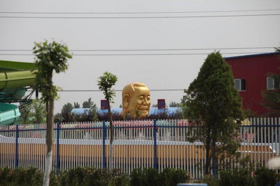 大背頭彌勒佛重現(xiàn)