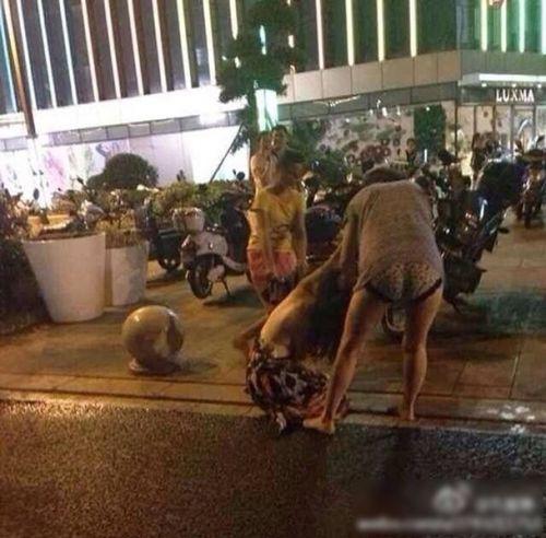 無錫萬達原配打小三