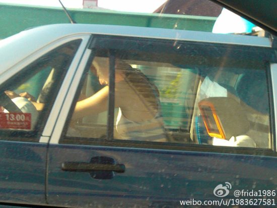 上海街頭出租車內車震全程圖片