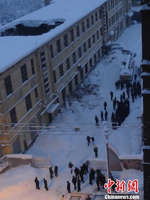 2013牡丹江暴雪廠房坍塌