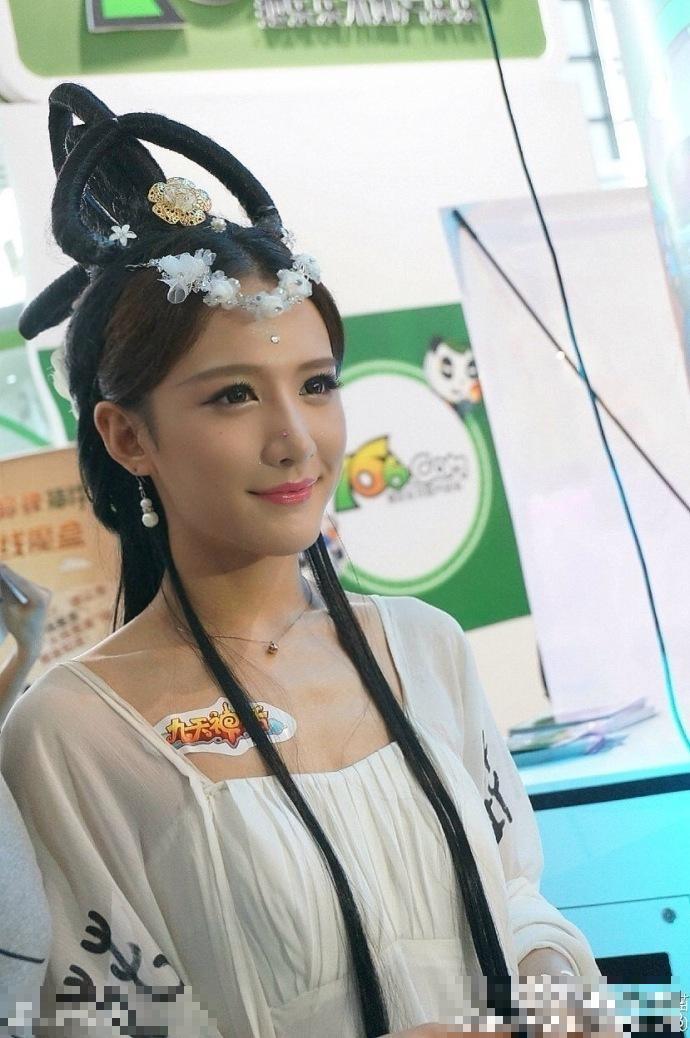 中國最美偽娘小燦