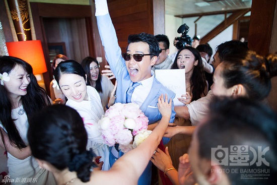 佟麗婭陳思成婚禮在大溪地舉行 一開(kāi)始就奔著結(jié)婚去