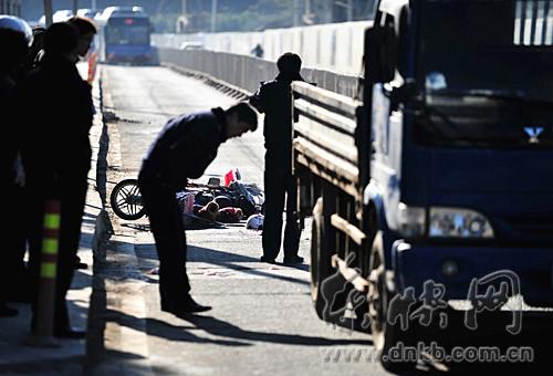 福州江濱大道車禍現場