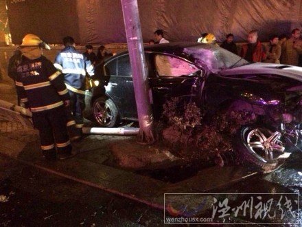 鼓樓區三汊河橋交通事故