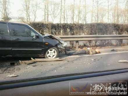 機場高速發生交通事故