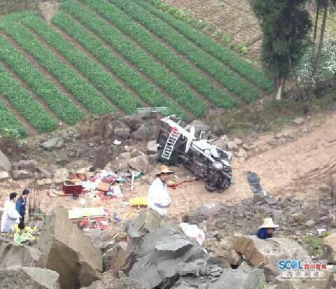 儀隴交通事故現(xiàn)場