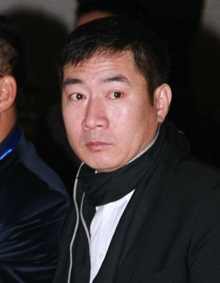 陳紅老公李軍圖片 陳紅老公是富商資產上億