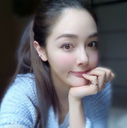 網絡女神成路人