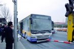 北京公交車自燃 3月17日北京前門東大街44外路公交車