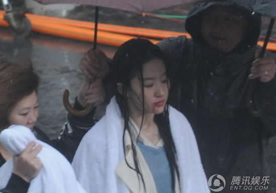 劉亦菲上海拍戲