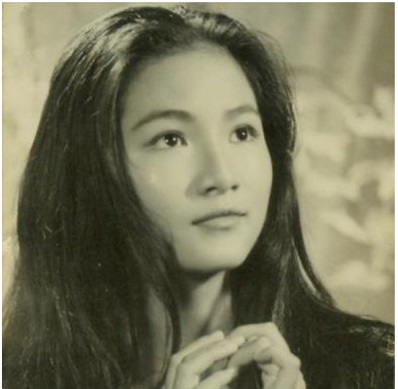 68歲鄭佩佩美國生活20年懷孕8次 離婚后回香港發展