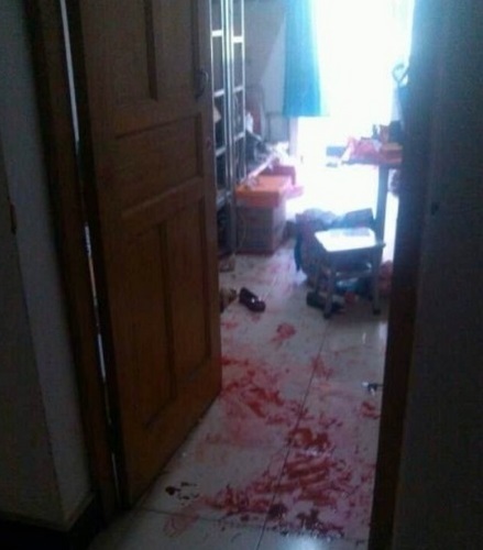 云南大學女生宿舍砍人事件 男子爬到宿舍砍傷女友和他人