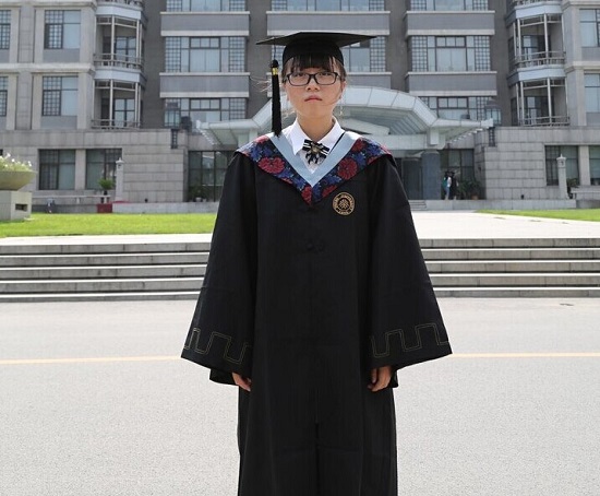 北大古生物學一個人的畢業照