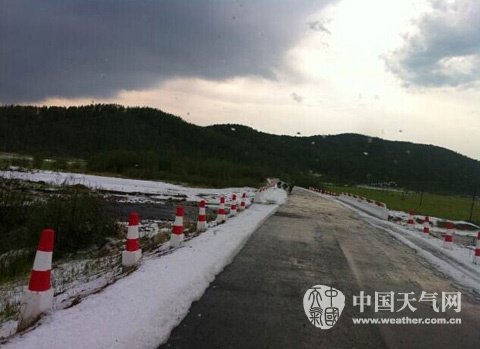 內蒙古冰雹強對流天氣