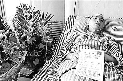 清華欲招奪刀少年柳艷兵