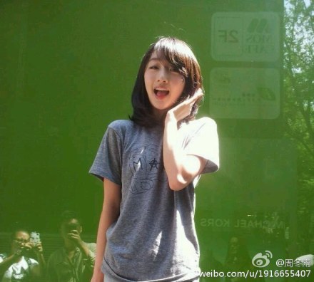 周冬雨素顏