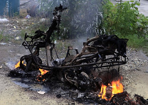 江西武寧摩托車自燃