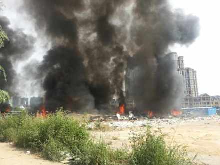 武漢建筑工地起火