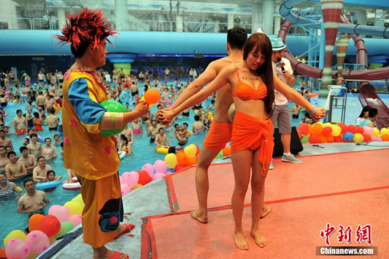 北京水立方七夕比基尼相親大會(huì)