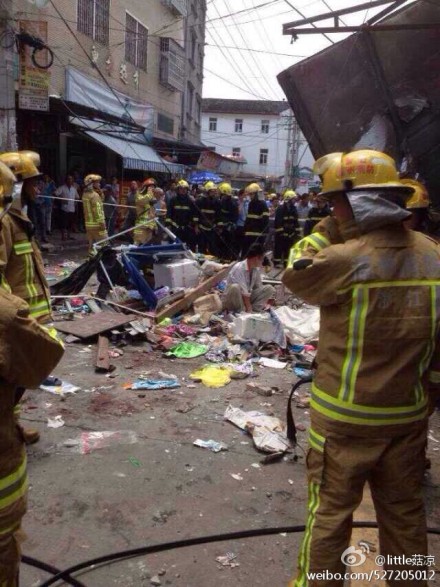 樂(lè)清磐石鎮(zhèn)磐東村民房商鋪爆炸已致一人死亡