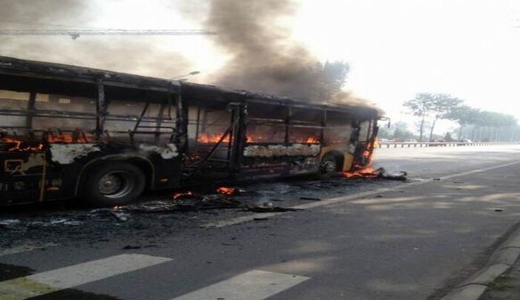 山東龍口公交縱火案