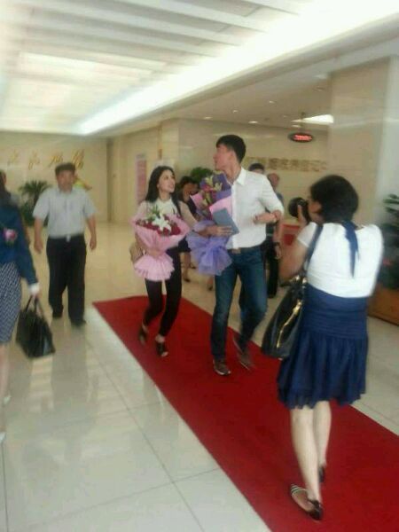 傳劉翔結(jié)婚了 和女友在上海領(lǐng)證