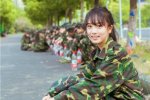 浙大軍訓女神JOYIN清純照曝光 妹子是來自浙江臺州的