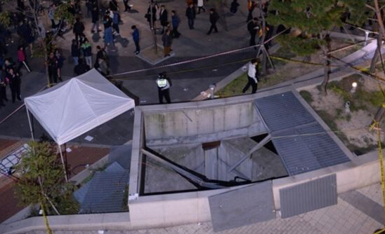 韓女團演出場地崩塌