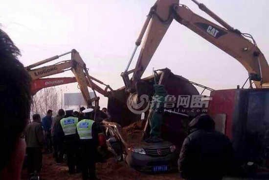 山東蓬萊校車車禍