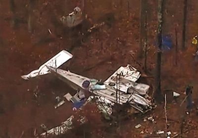飛機(jī)墜毀現(xiàn)場(chǎng)