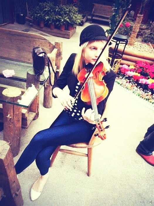 撒貝寧新女友李白生活照片